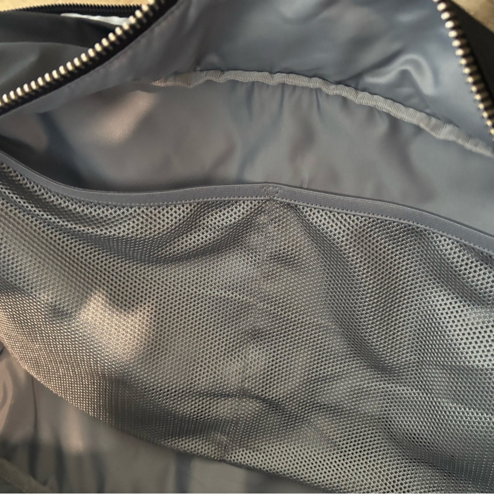 Lululemon Athletica Black Travel Duffel Bag - Picture 6 of 11